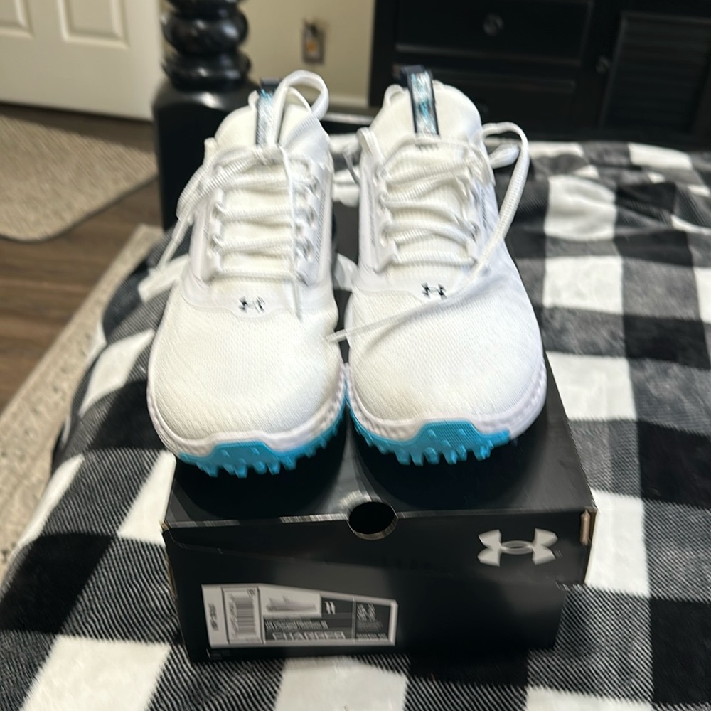 NWT Under Armour Golf Shoe